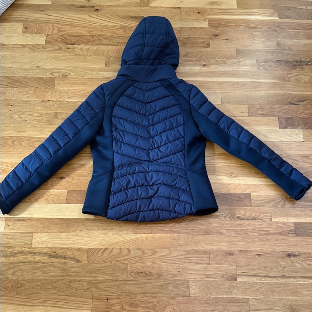 Bernardo Performance Jacket in Deep Blue - Picture 4 of 4